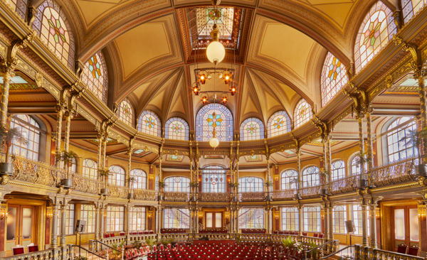 Innenansicht des Parktheaters im Kurhaus Göggingen